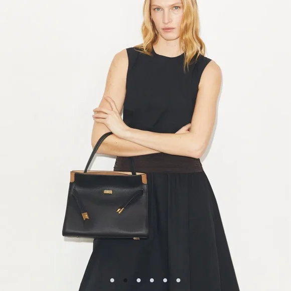 Tory Burch Lee Radziwill Small Elegant Black Handbag 👜 NWT - Picture 3 of 11